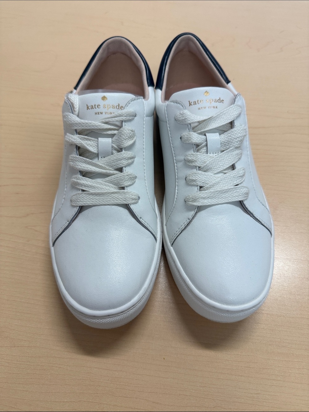 Kate Spade Alanna White Leather Sneakers Navy Accent Excellent Condition 8.5